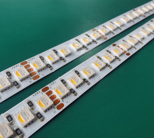 Baru Kedatangan 2: Kualitas tinggi RGBW LED Strip light 120leds perlengkapan pencahayaan proyek.