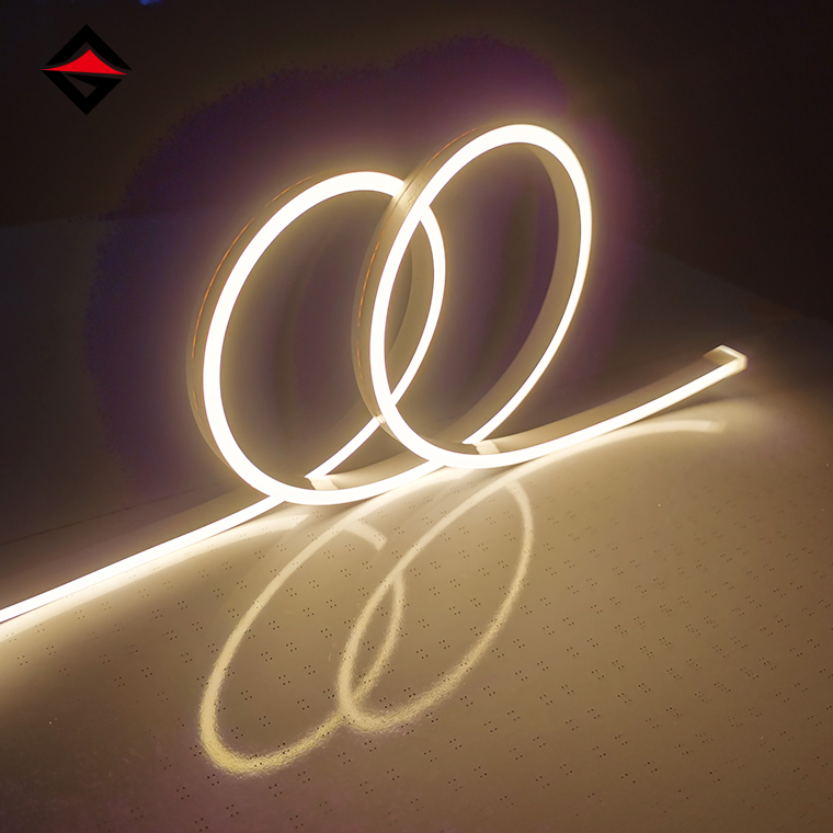 Apa perbedaan antara bahan slicone di lampu neon strip?