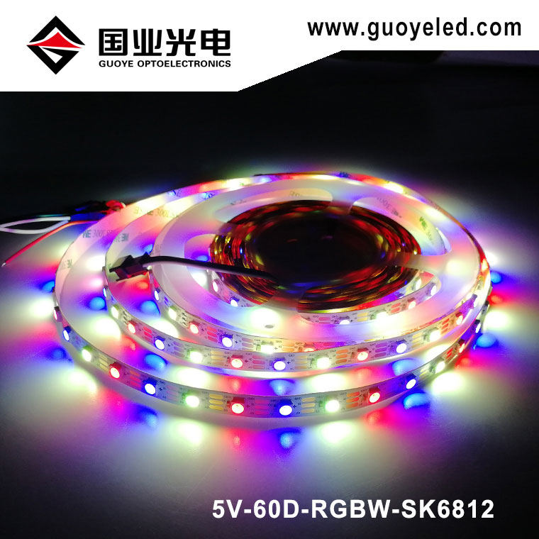 Sk6812 rgbw strip dipimpin